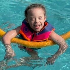 Team Page: Sophia's Strolling Supporters